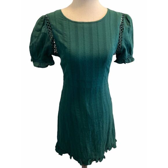Miami Size Small Fit And Flare Dress Green Cotton Rayon Polyester Eyelet Womens - Picture 1 of 11